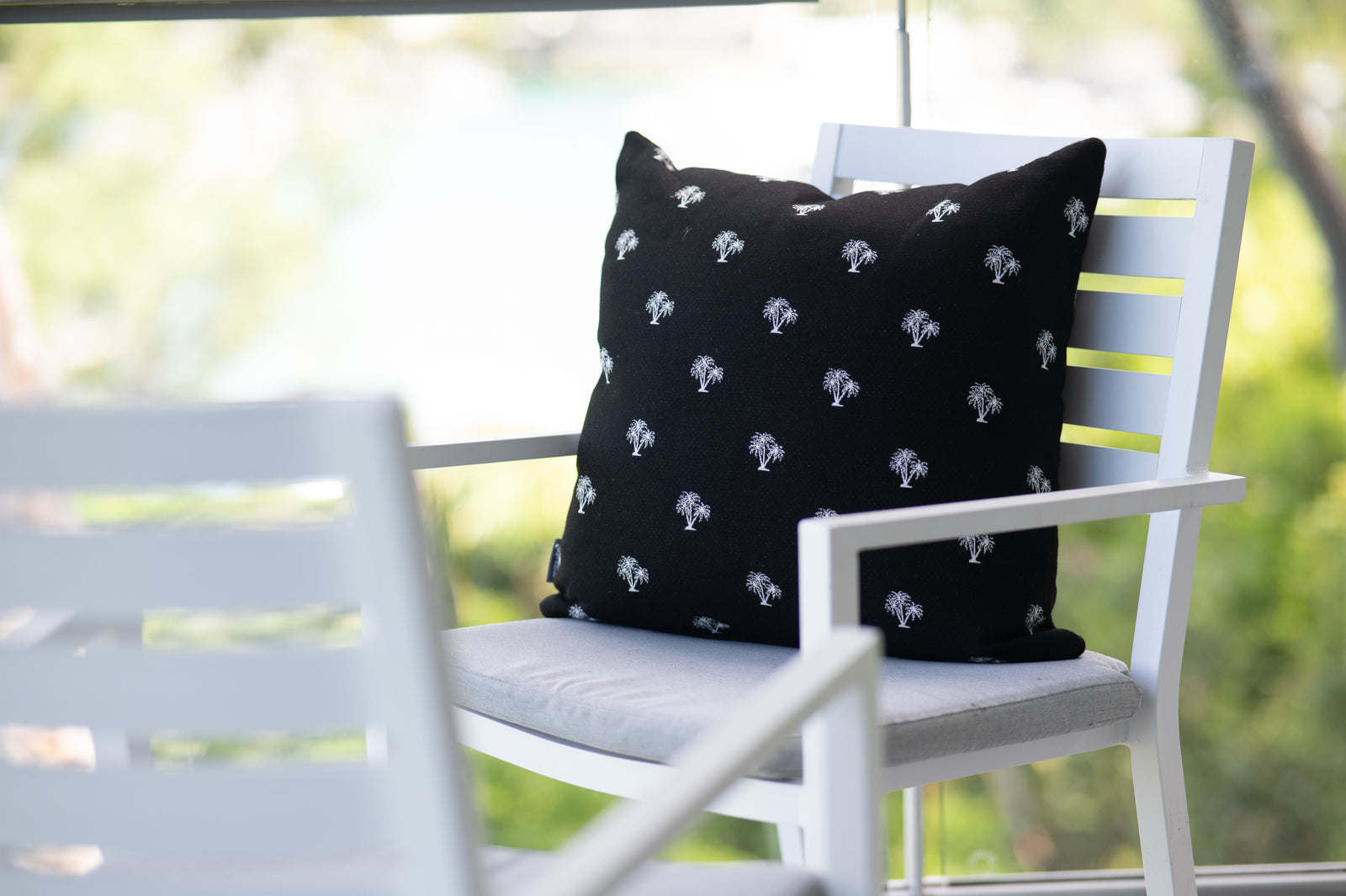 Palm Scatter Cushion - Albatross